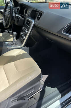 Седан Volvo S60 2011 в 