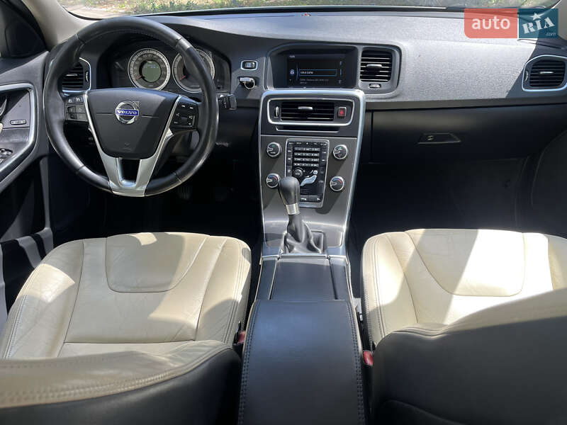 Седан Volvo S60 2011 в Харькове фото 23 Седан Volvo S60 2011 в Харькове