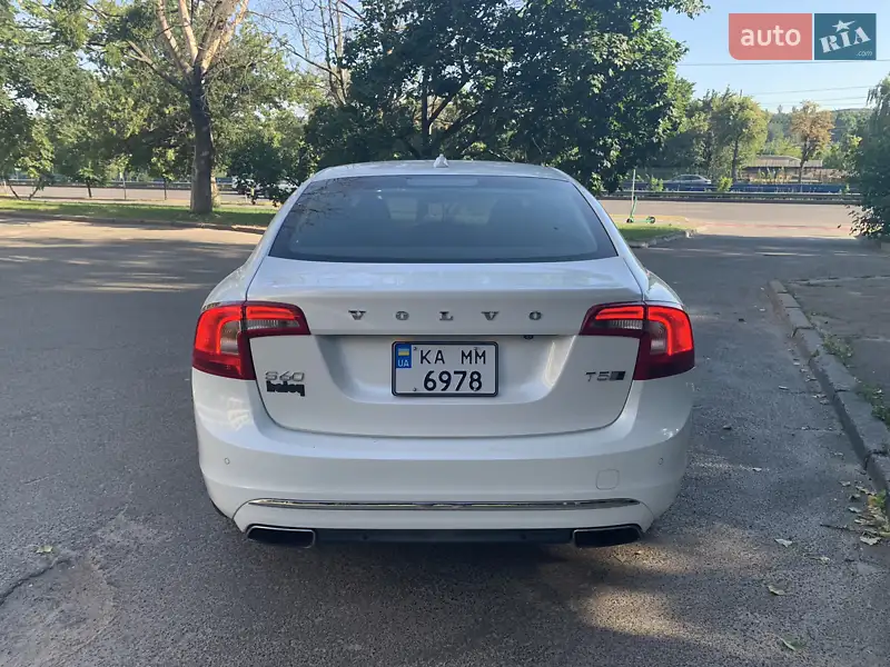 Volvo S60 2017 VIN LYV402TK5JB164262 фото оголошення 5 з 66