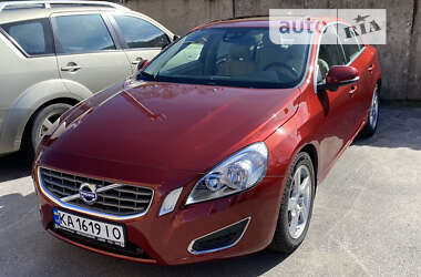 Седан Volvo S60 2011 в Полтаві