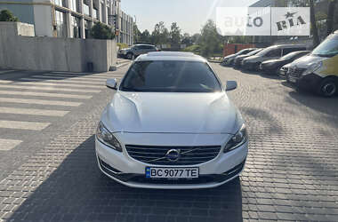 Седан Volvo S60 2013 в Львові