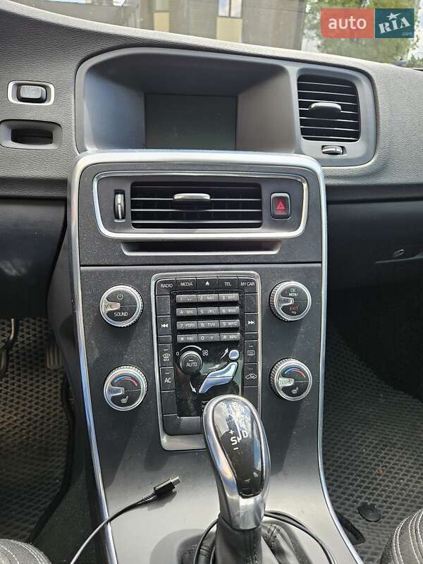 Volvo S60 2015