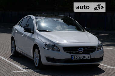 Седан Volvo S60 2013 в Тернополі