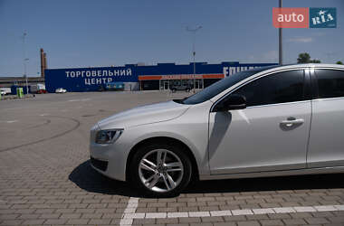 Седан Volvo S60 2013 в Тернополі