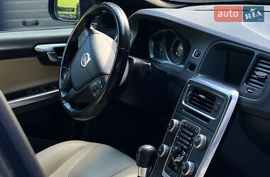 Седан Volvo S60 2014 в 