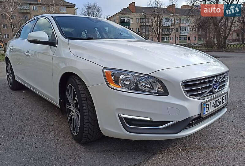 Седан Volvo S60 2016 в Луцьку