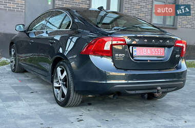 Седан Volvo S60 2010 в Львові