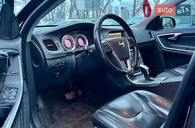 Седан Volvo S60 2012 в Белогородке