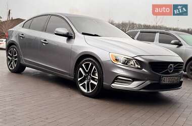 Седан Volvo S60 2016 в Обухові