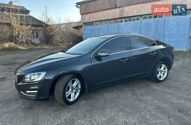 Седан Volvo S60 2013 в Ніжині