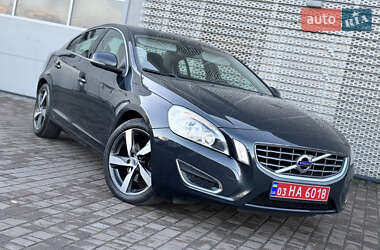 Седан Volvo S60 2011 в Львове