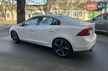 Седан Volvo S60 2015 в Одессе