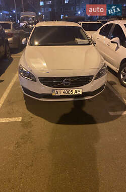Volvo S60 2015