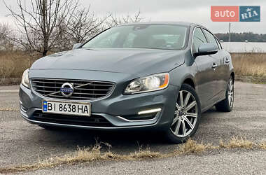 Седан Volvo S60 2017 в Горішніх Плавнях