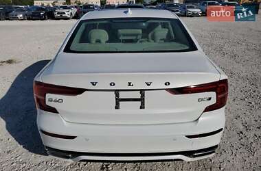 Седан Volvo S60 2022 в 