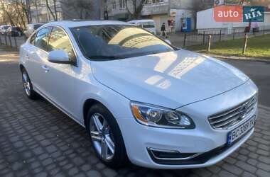 Седан Volvo S60 2014 в Львові