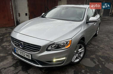 Седан Volvo S60 2014 в Львові