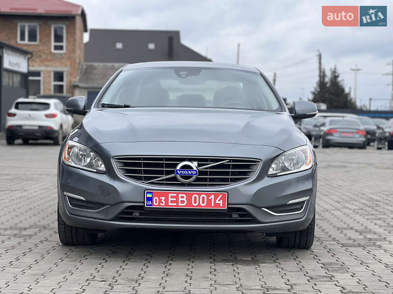 Седан Volvo S60 2016 в Луцке