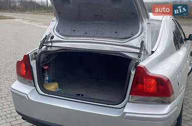 Седан Volvo S60 2005 в 