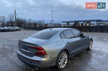 Седан Volvo S60 2019 в Луцьку