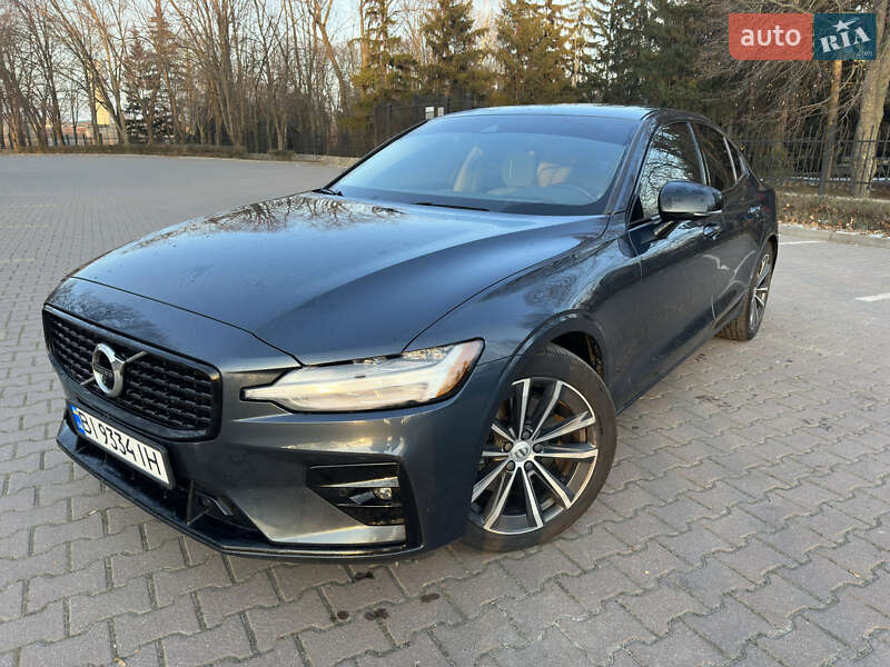 Volvo S60 2021