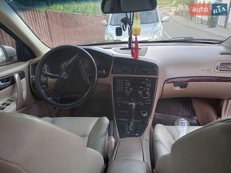 Седан Volvo S60 2003 в Старом Самборе