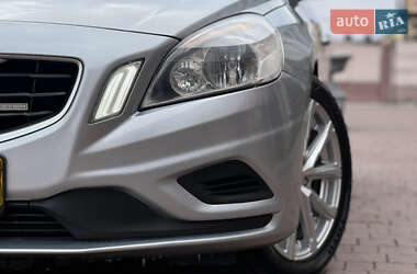 Седан Volvo S60 2011 в Стрые