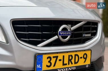 Седан Volvo S60 2011 в Стрые