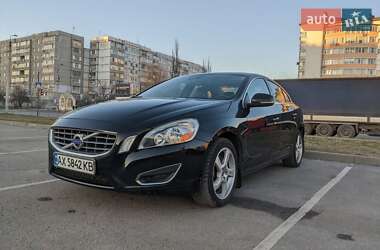 Седан Volvo S60 2013 в Ивано-Франковске