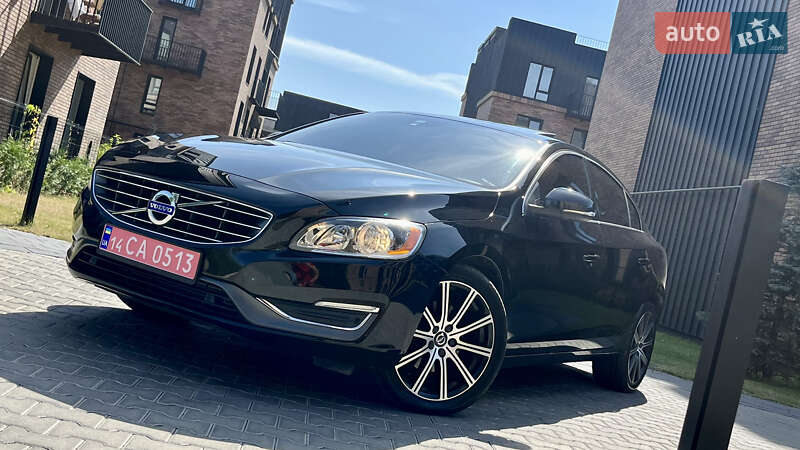 Седан Volvo S60 2016 в Ивано-Франковске