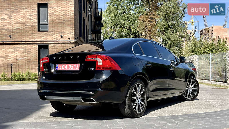 Седан Volvo S60 2016 в Ивано-Франковске