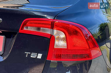 Седан Volvo S60 2016 в 