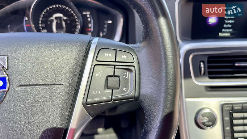 Седан Volvo S60 2016 в Ивано-Франковске