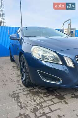 Седан Volvo S60 2010 в 
