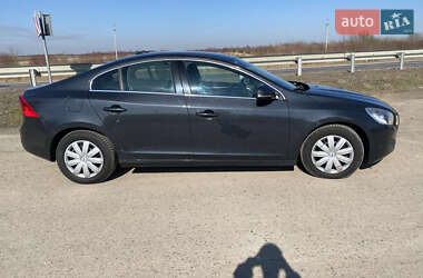 Седан Volvo S60 2010 в 