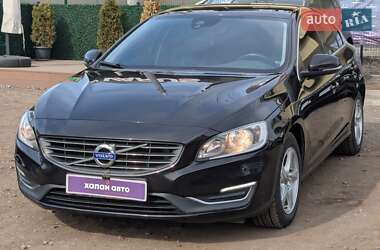 Седан Volvo S60 2015 в Києві