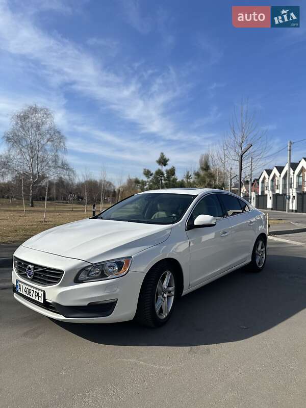 Седан Volvo S60 2013 в Білій Церкві