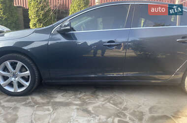Седан Volvo S60 2016 в 