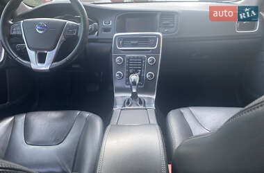 Седан Volvo S60 2016 в 