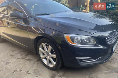 Седан Volvo S60 2016 в 