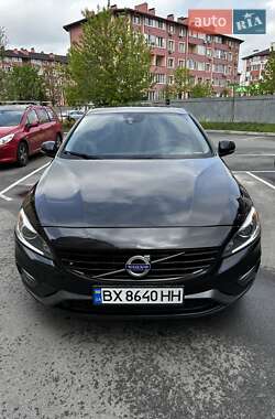 Седан Volvo S60 2017 в Софиевской Борщаговке