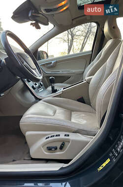 Седан Volvo S60 2011 в 