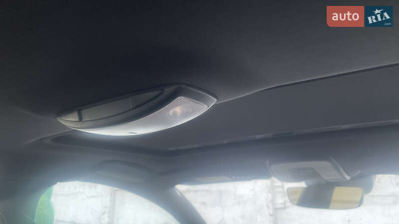 Седан Volvo S60 2014 в Здолбуніві