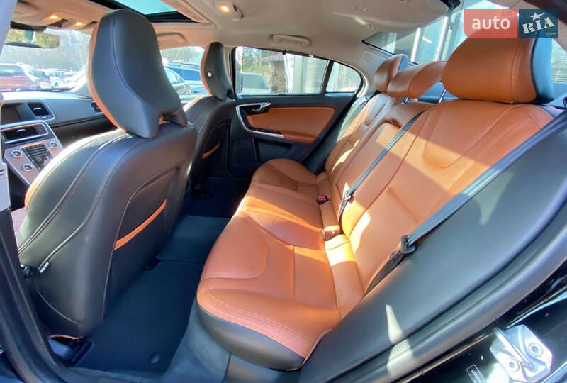 Седан Volvo S60 2017 в Виннице