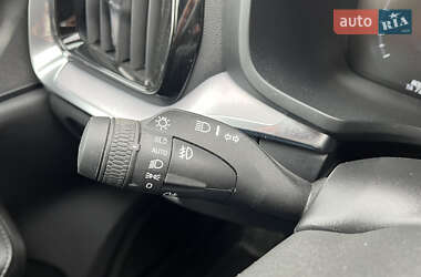 Седан Volvo S60 2020 в 