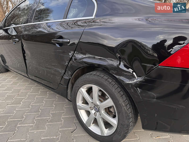 Седан Volvo S60 2015 в Тернополе
