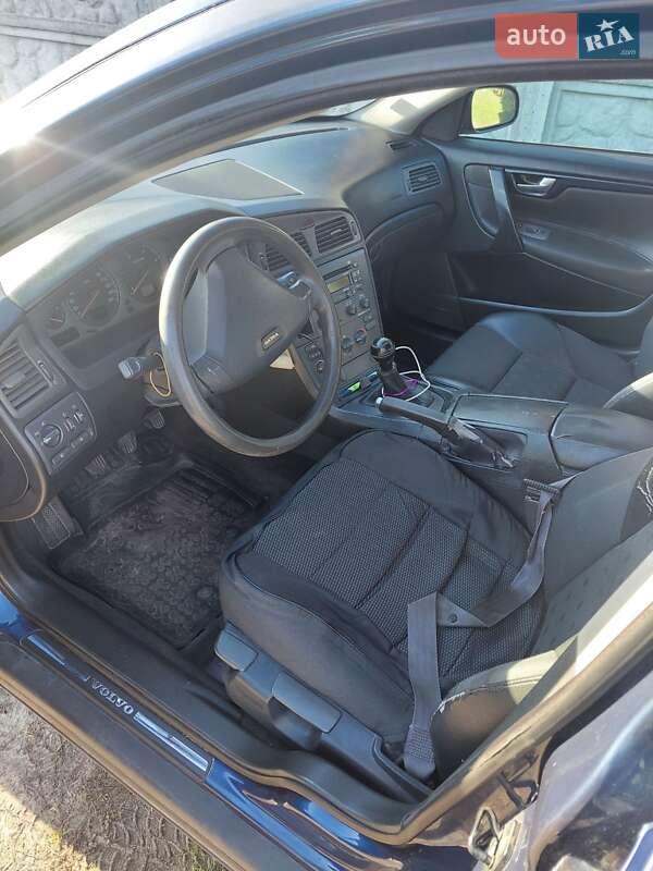 Седан Volvo S60 2002 в Боровой