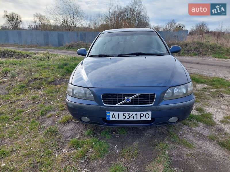 Седан Volvo S60 2002 в Боровой