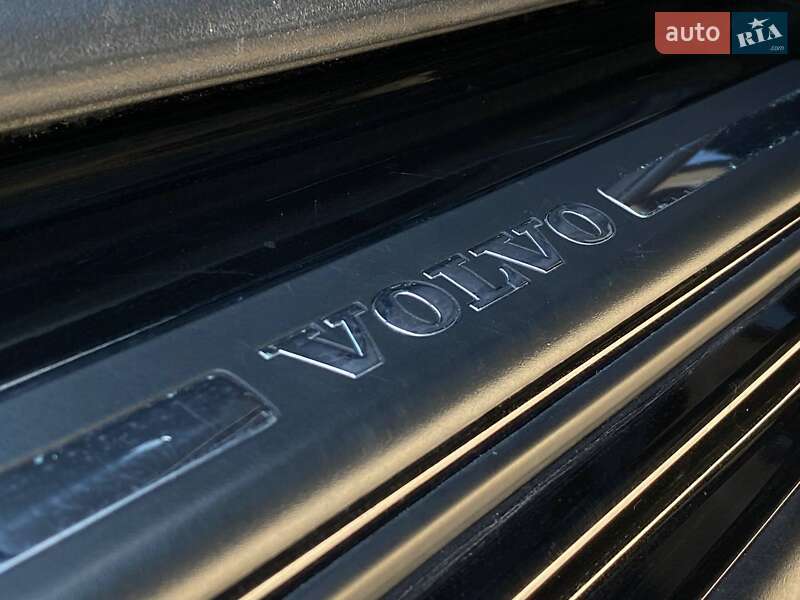 Седан Volvo S60 2016 в Львове