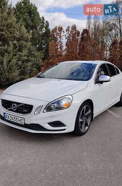 Седан Volvo S60 2011 в 
